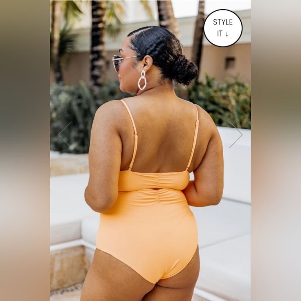NWOT - ALL INCLUSIVE RESORT ORANGE CINCHED CUTOUT ONE PIECE SWIMSUIT - Picture 6 of 9